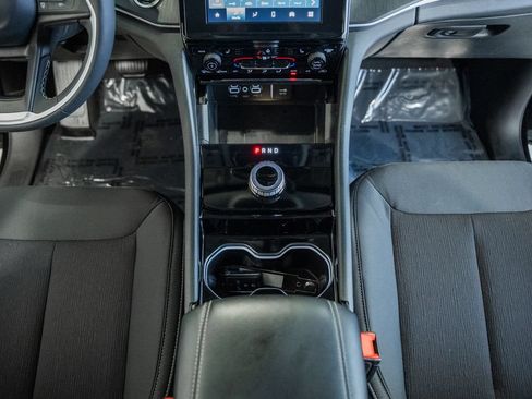 Certified 2023 Jeep Grand Cherokee Laredo w/ Luxury Tech Group I AWD/4WD image 26