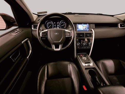 Used 2016 Land Rover Discovery Sport SE image 6