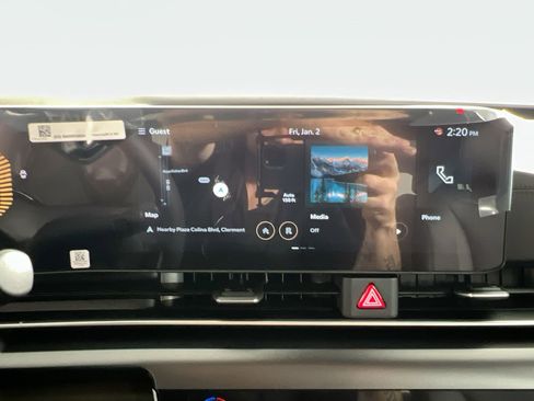 New 2026 Kia Carnival FWD image 27