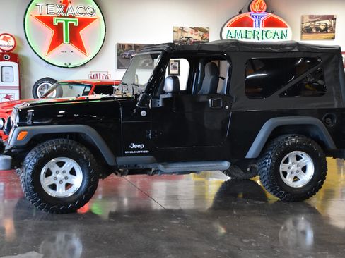 Used 2004 Jeep Wrangler 4WD w/ Smokers Group image 1