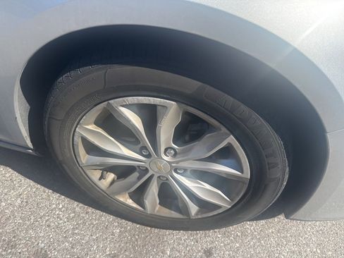 Used 2022 Chevrolet Malibu LT image 8