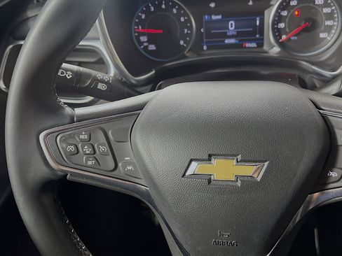 Used 2024 Chevrolet Equinox LT image 19