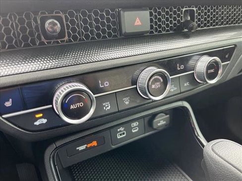 Used 2025 Honda CR-V EX image 17