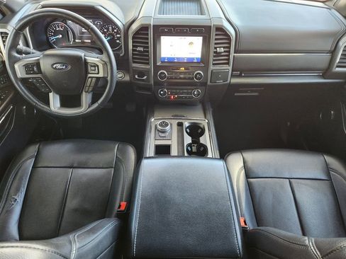Used 2021 Ford Expedition XLT image 26