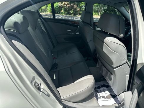 Used 2010 BMW 535i Sedan image 8