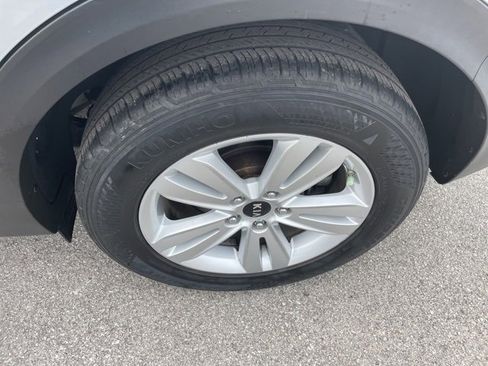 Used 2018 Kia Sportage LX w/ LX Popular Package image 15