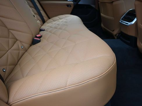 Used 2026 BMW 740i RWD image 22