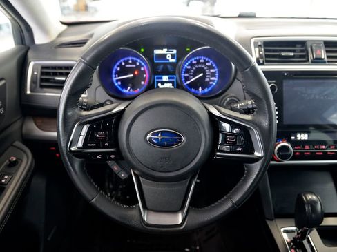 Used 2019 Subaru Outback 2.5i Limited w/ Popular Package #2 AWD/4WD image 19
