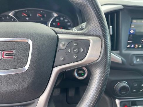 Certified 2022 GMC Terrain SLE w/ Driver Convenience Package FWD image 16
