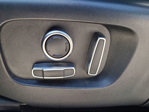 Used 2021 Land Rover Discovery Sport S image 26