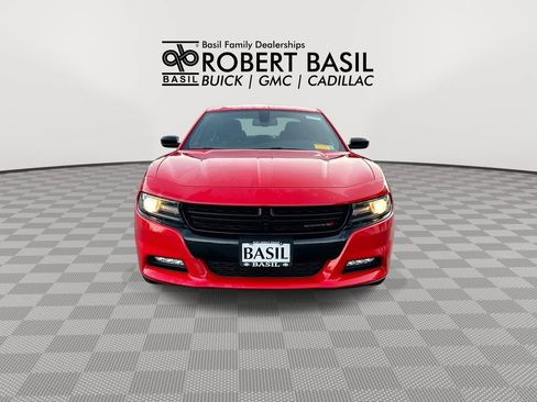 Used 2021 Dodge Charger SXT w/ Blacktop Package AWD/4WD image 3