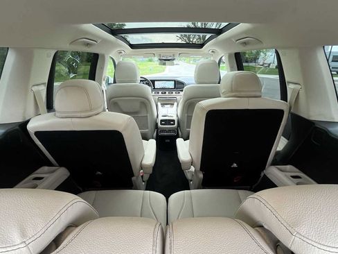 Certified 2023 Mercedes-Benz GLS 450 4MATIC image 12