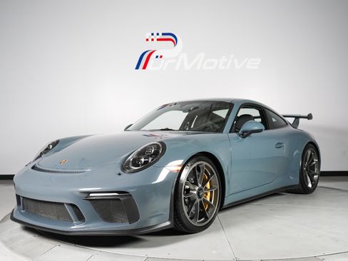 Used 2018 Porsche 911 GT3 RWD image 2