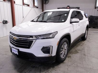 Used 2023 Chevrolet Traverse LT