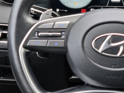 Used 2023 Hyundai Palisade SEL w/ Premium Package image 15