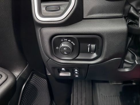 Used 2025 RAM 1500 Big Horn AWD/4WD image 25