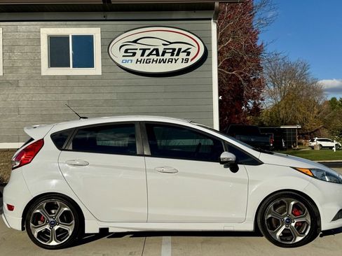 Used 2014 Ford Fiesta ST image 1