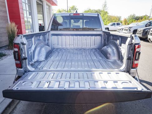 Used 2023 RAM 1500 Laramie AWD/4WD image 5