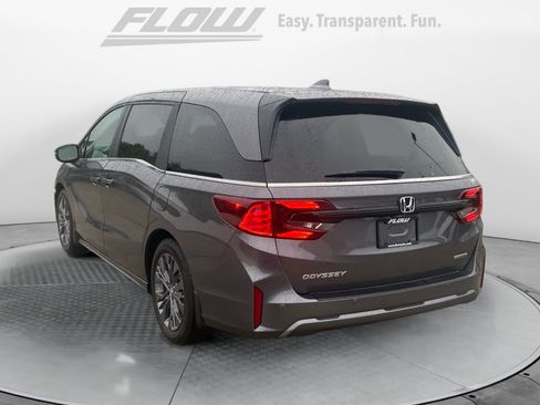 Certified 2026 Honda Odyssey Touring image 6