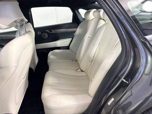 Used 2024 Genesis G80 image 21