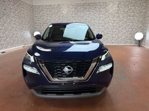 Used 2023 Nissan Rogue SV AWD/4WD image 2