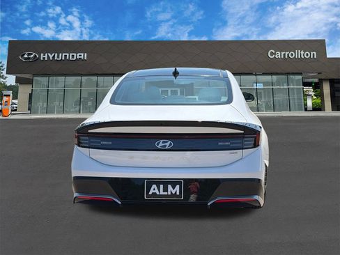 New 2026 Hyundai Sonata SEL FWD image 7