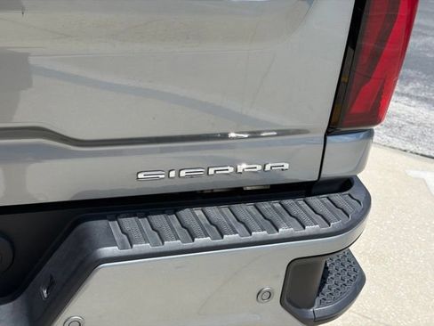 Used 2025 GMC Sierra 2500 Denali w/ Denali Reserve Package AWD/4WD image 7