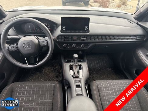 Used 2024 Honda HR-V Sport image 6