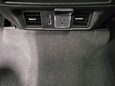 Used 2023 Chevrolet Silverado 1500 LT image 22