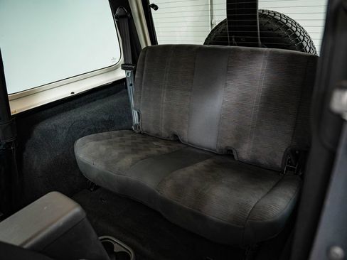 Used 2003 Jeep Wrangler Rubicon AWD/4WD image 34