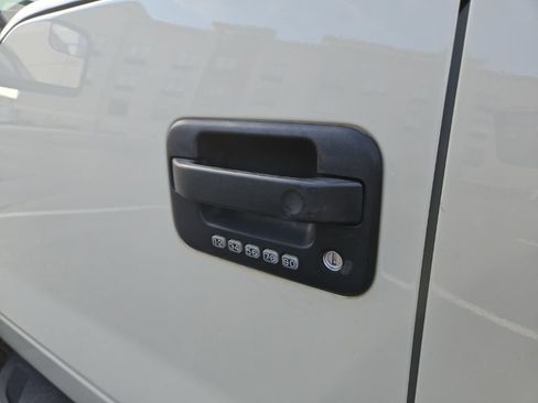 Used 2014 Ford F150 Raptor w/ Equipment Group 801A Luxury AWD/4WD image 14