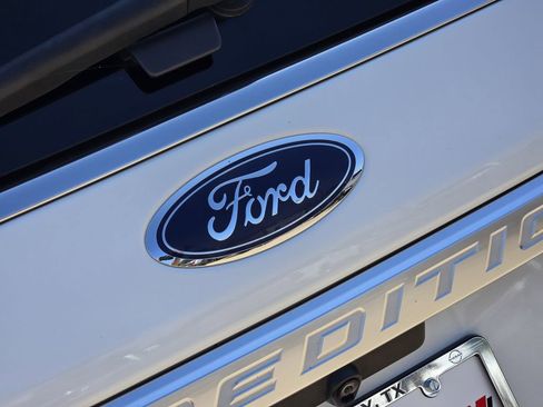 Used 2021 Ford Expedition Max Platinum image 9