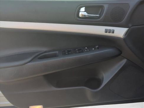 Used 2008 INFINITI G35 x Sedan w/ Premium Pkg image 8