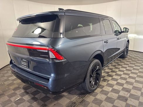 New 2025 Lincoln Navigator L Reserve w/ Jet Appearance Package image 5