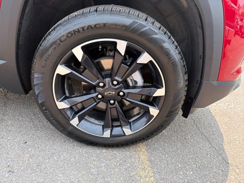 Used 2025 Chevrolet Equinox RS w/ Safety and Technology Package AWD/4WD image 6