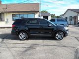 Used 2017 Ford Explorer XLT w/ Equipment Group 202A image 2