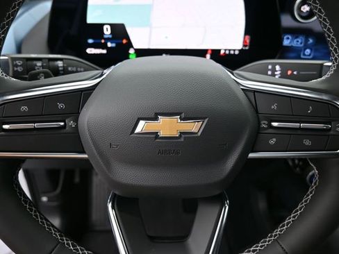 New 2026 Chevrolet Equinox EV LT image 28