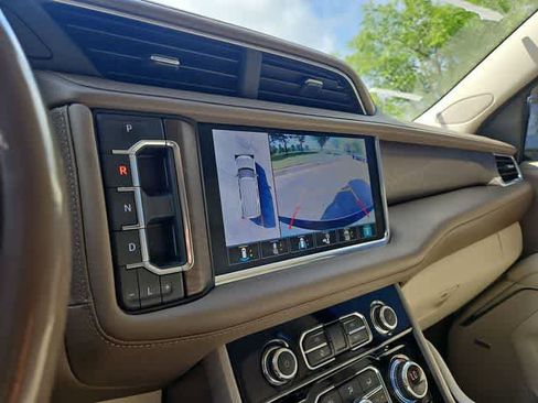 Certified 2021 GMC Yukon XL Denali AWD/4WD image 48