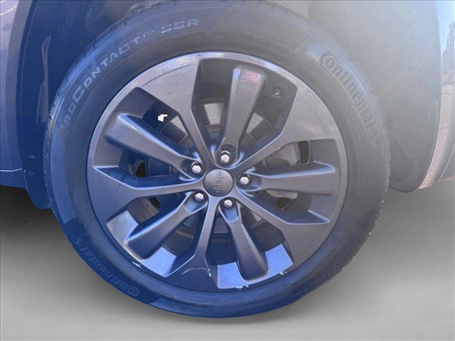 Used 2019 Jeep Cherokee High Altitude AWD/4WD image 14