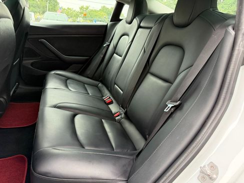 Used 2020 Tesla Model 3 Standard Range Plus RWD image 23