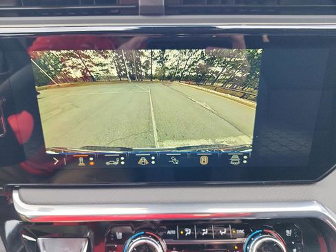 New 2026 GMC Sierra 3500 Denali w/ Denali Reserve Package image 15