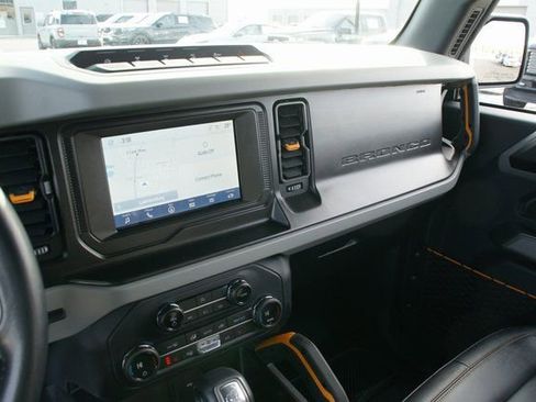 Used 2023 Ford Bronco Badlands w/ Sasquatch Package image 22