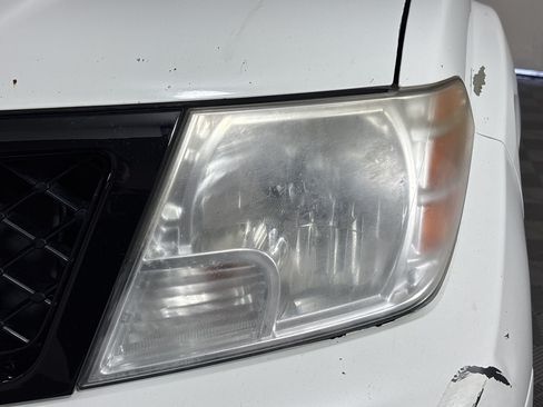 Used 2017 Nissan Frontier SV RWD image 12