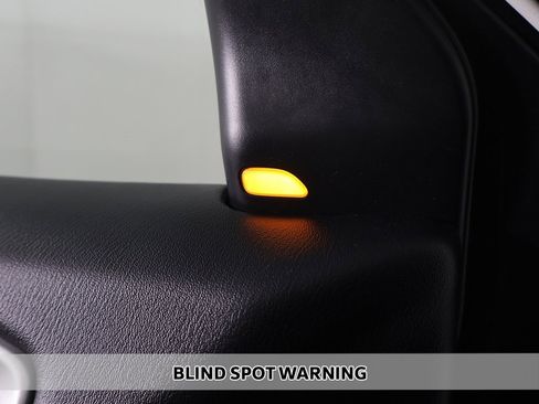 Used 2020 INFINITI QX60 Luxe w/ Essential Package image 6