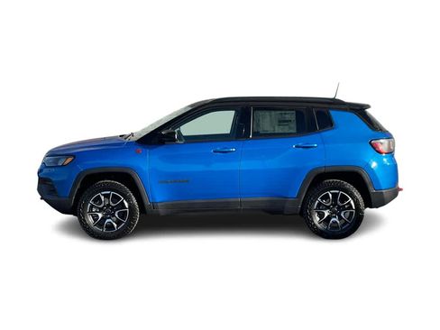 New 2026 Jeep Compass Trailhawk w/ Sun, Sound & Navigation Group image 4