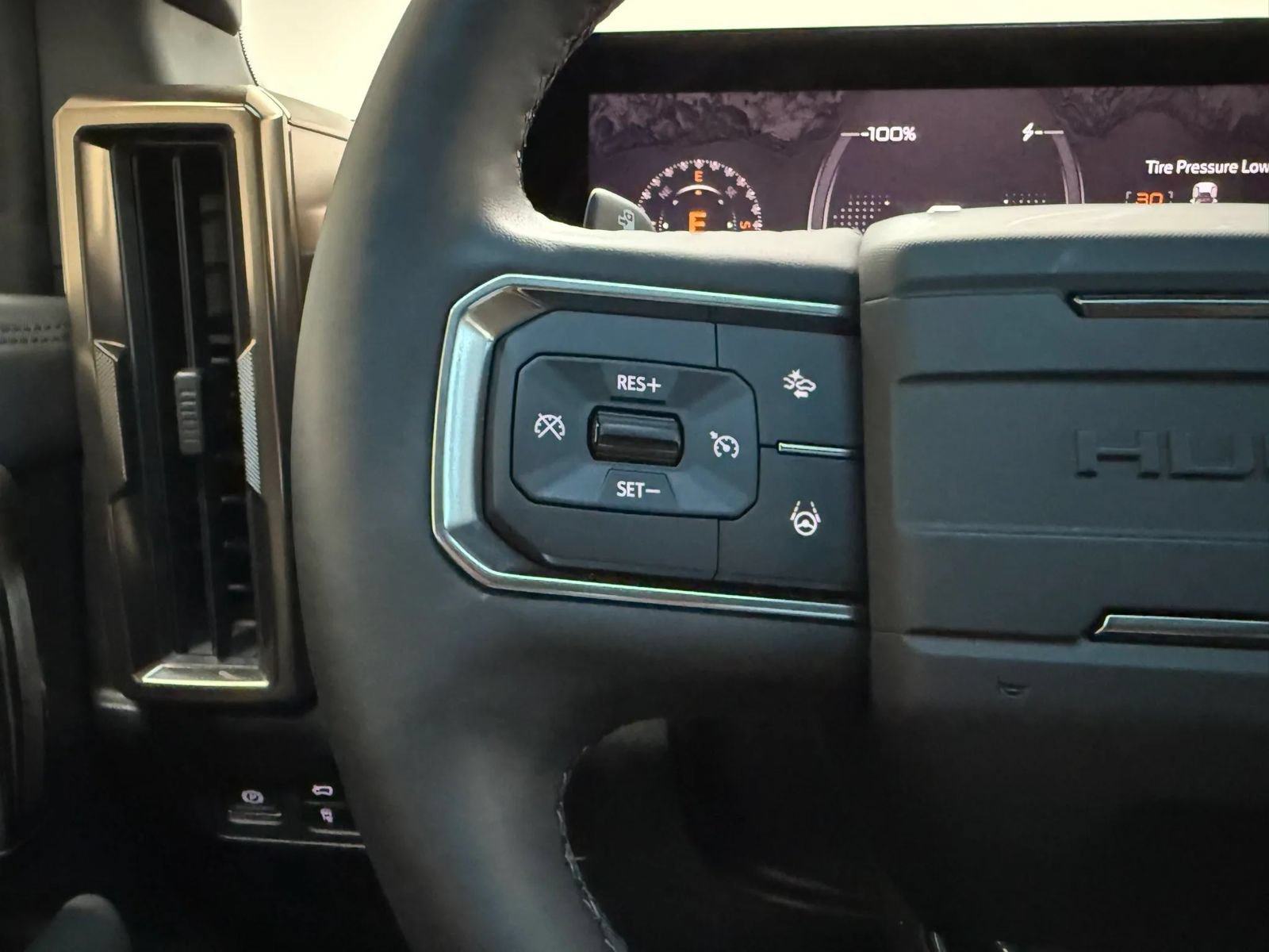 Used 2024 GMC Hummer EV 3X w/ Extreme Off-Road Package AWD/4WD image 28