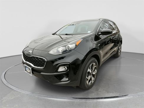 Used 2021 Kia Sportage LX image 3