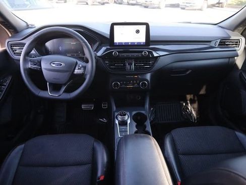Used 2023 Ford Escape ST-Line FWD image 22