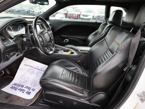 Used 2016 Dodge Challenger R/T Plus image 13