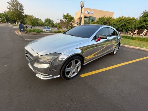 Used 2013 Mercedes-Benz CLS 550 4MATIC image 8